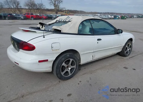 1997 Pontiac Sunfire Se z USA, uszkodzony, nr VIN 4G2JB32T4VB202989